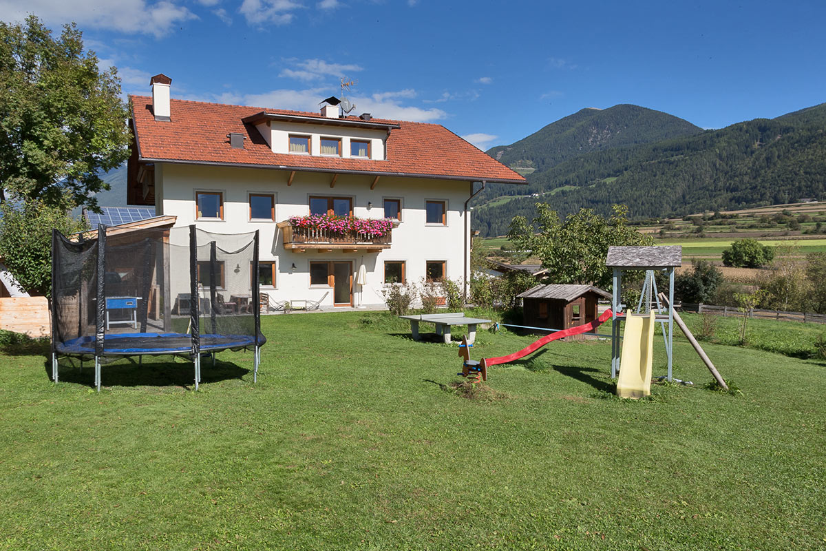 apartment-farm-packages-prices-bruneck-brunico