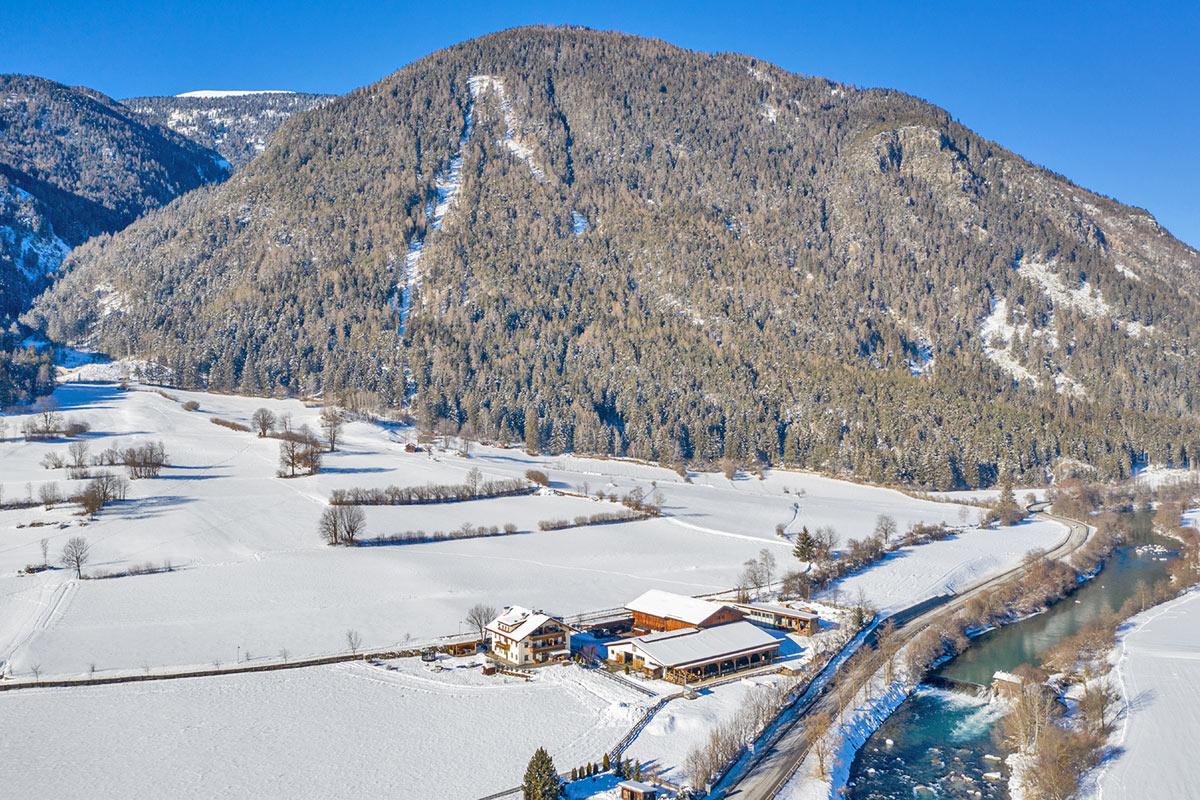 impressionen-winter-bauernhof-kronplatz-03