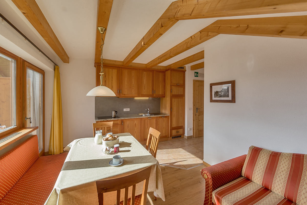zenzi-appartamento-vacanze-agriturismo-brunico zenzi-appartamento-vacanze-agriturismo-brunico